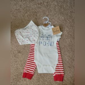 Rae Dunn 4th of July Outfit w/ Bib